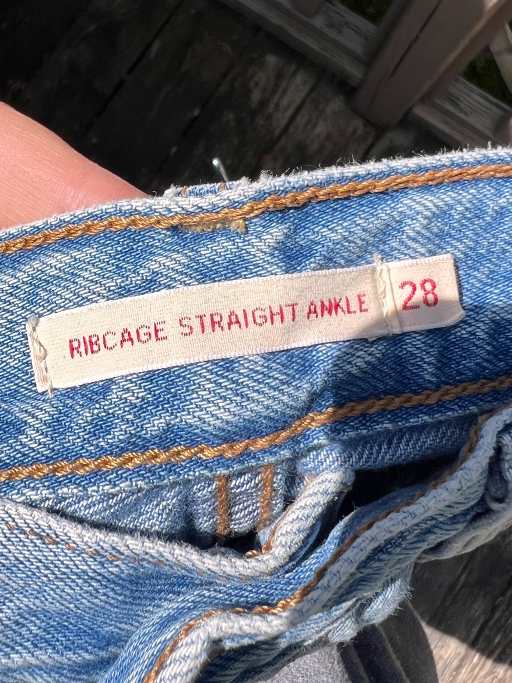 Levi's Ribcage Straight Ankle jeans in size 28 short - Picture 5 of 5